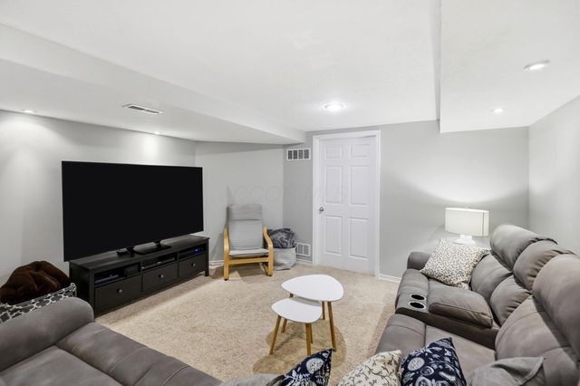 963 Delaware Avenue, Columbus, OH 43201