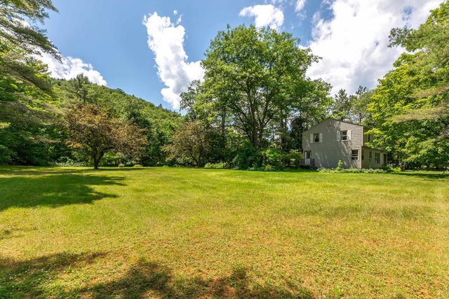 3327 Route 30, Jamaica, VT 05343