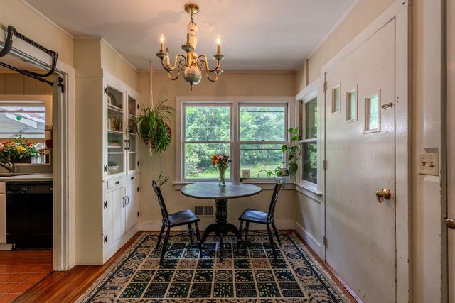 3327 Route 30, Jamaica, VT 05343