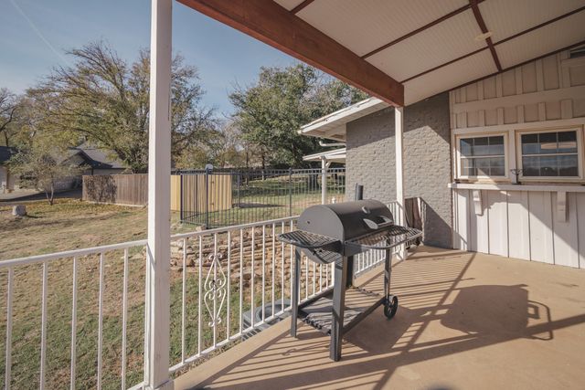 3407 Canyon Road, Lubbock, TX 79403