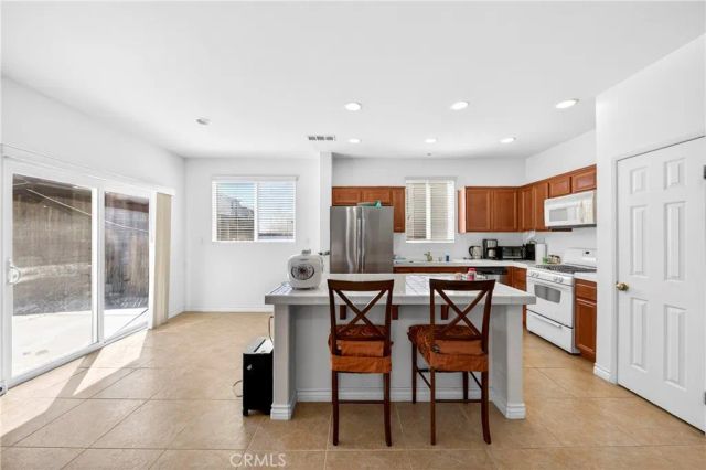 12653 Garfield, Victorville, CA 92392