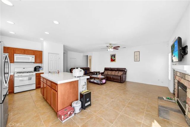 12653 Garfield, Victorville, CA 92392