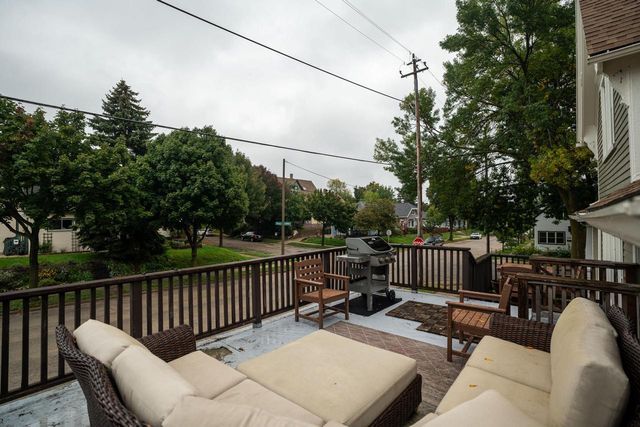 2401 S Williams STREET, Milwaukee, WI 53207