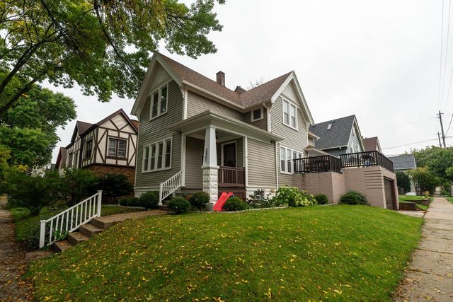 2401 S Williams STREET, Milwaukee, WI 53207