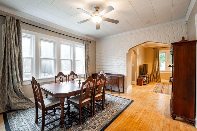 2401 S Williams STREET, Milwaukee, WI 53207