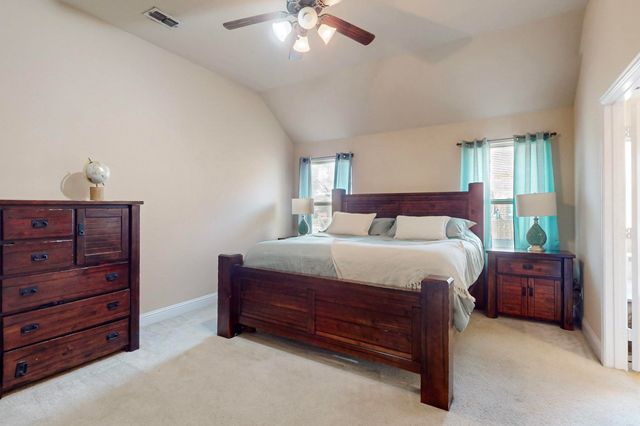 716 Saddlebrook, Desoto, TX 75115