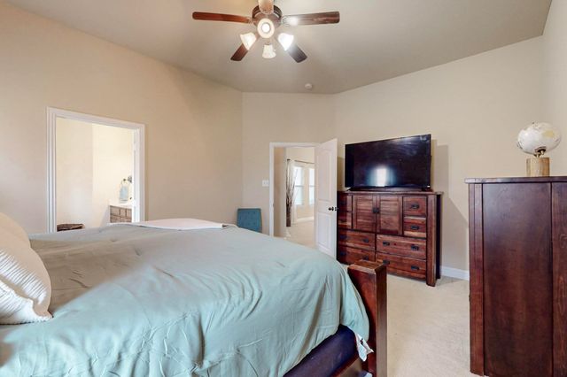 716 Saddlebrook, Desoto, TX 75115