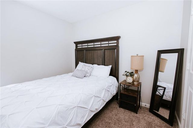 1013 Huntington Trace SE, Smyrna, GA 30082