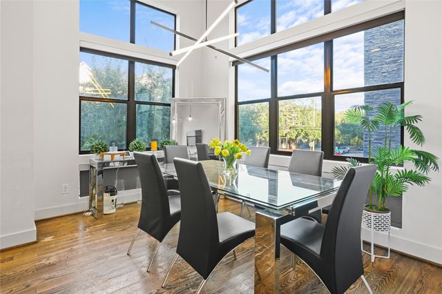 2830 Clay Street, Houston, TX 77003