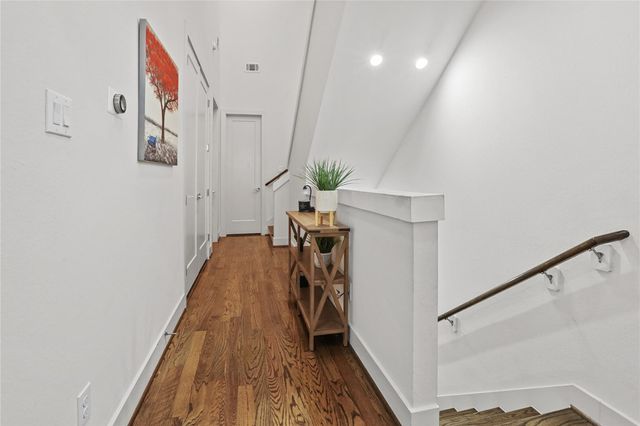 2830 Clay Street, Houston, TX 77003