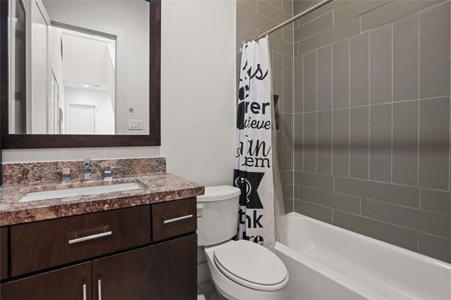 2830 Clay Street, Houston, TX 77003