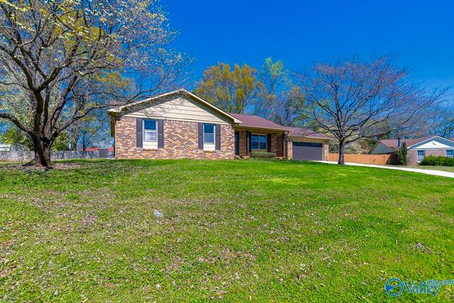 1005 Wood Circle, Madison, AL 35758