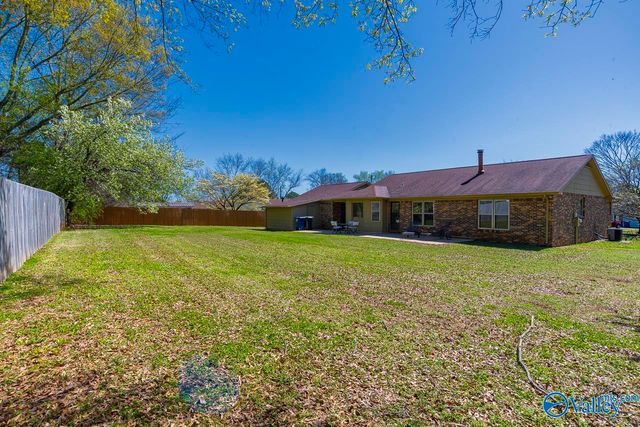 1005 Wood Circle, Madison, AL 35758