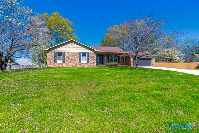 1005 Wood Circle, Madison, AL 35758