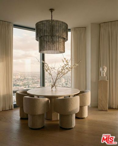 211 W Elm Court 23B, Los Angeles, CA 90067