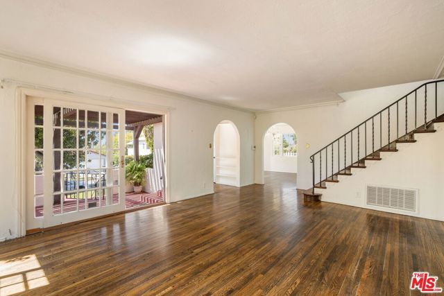 1007 Matilija Rd, Glendale, CA 91202