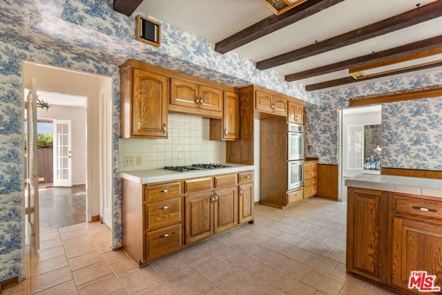 1007 Matilija Rd, Glendale, CA 91202