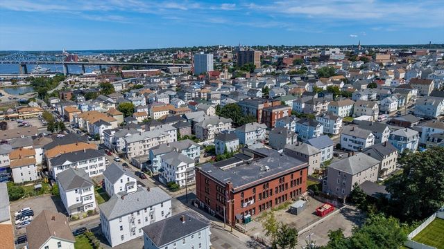 403 Division Street 11, Fall River, MA 02721