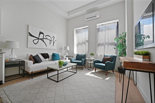 403 Division Street 11, Fall River, MA 02721