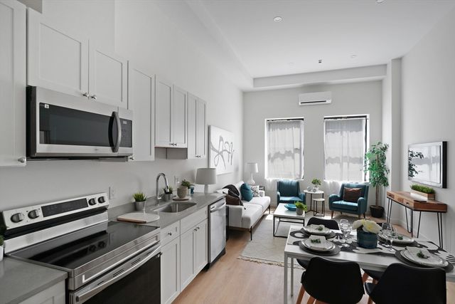 403 Division Street 11, Fall River, MA 02721