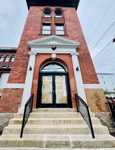 403 Division Street 11, Fall River, MA 02721