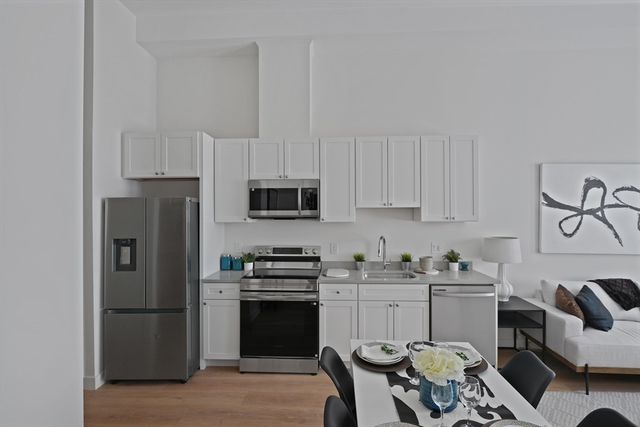 403 Division Street 11, Fall River, MA 02721