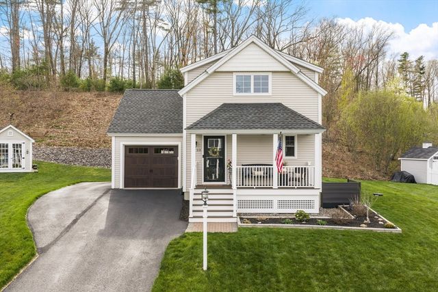 23 Dobson Cir, Leominster, MA 01453