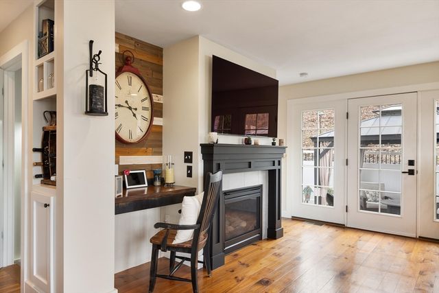 23 Dobson Cir, Leominster, MA 01453