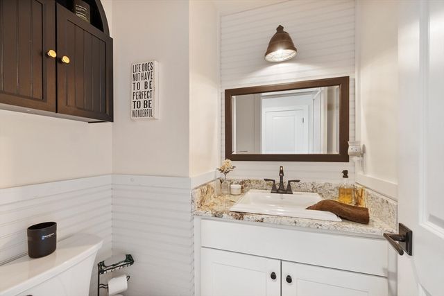 23 Dobson Cir, Leominster, MA 01453