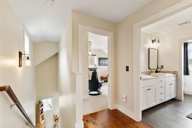 23 Dobson Cir, Leominster, MA 01453