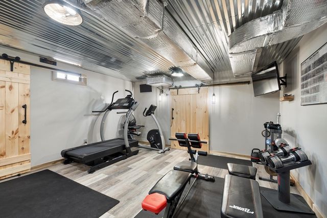 23 Dobson Cir, Leominster, MA 01453
