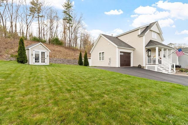 23 Dobson Cir, Leominster, MA 01453