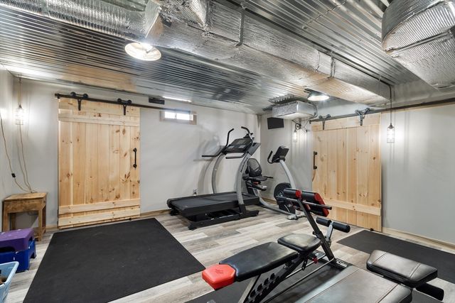 23 Dobson Cir, Leominster, MA 01453