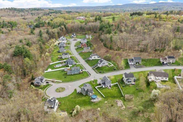 23 Dobson Cir, Leominster, MA 01453