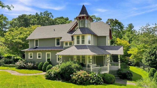 534 Main Street, Northport, NY 11768
