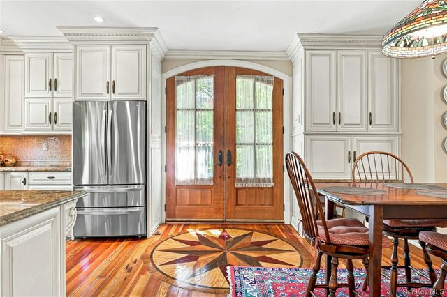 534 Main Street, Northport, NY 11768