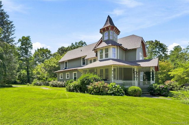 534 Main Street, Northport, NY 11768
