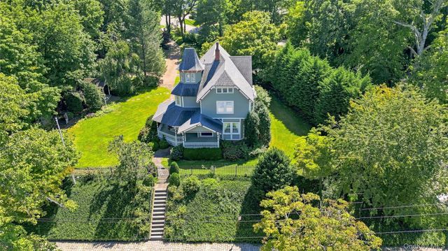 534 Main Street, Northport, NY 11768