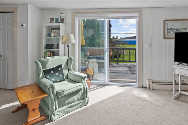 129 Bliss Mine Road, Newport, RI 02840