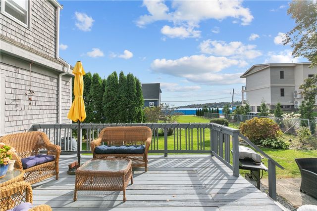 129 Bliss Mine Road, Newport, RI 02840