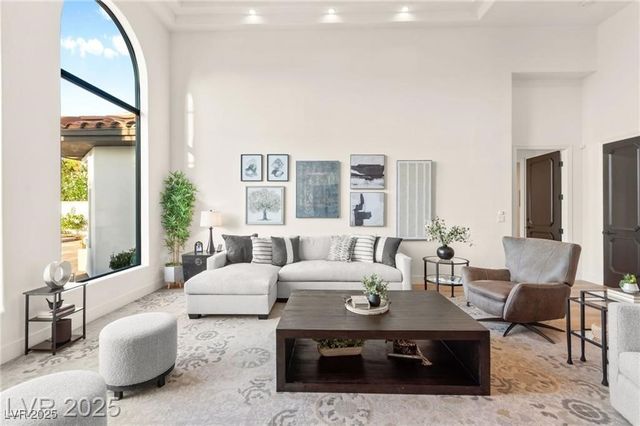 4 Via Vittorio Place, Henderson, NV 89011