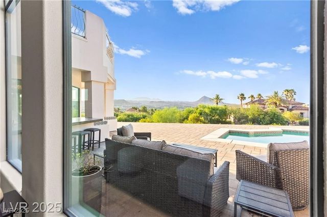 4 Via Vittorio Place, Henderson, NV 89011