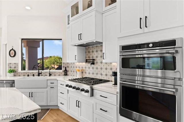 4 Via Vittorio Place, Henderson, NV 89011