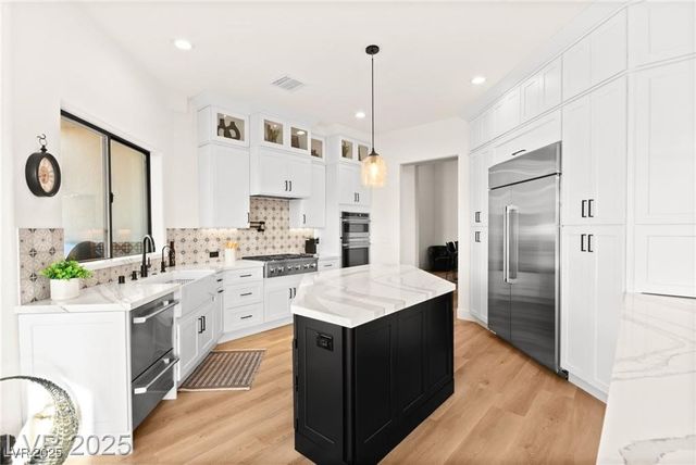 4 Via Vittorio Place, Henderson, NV 89011