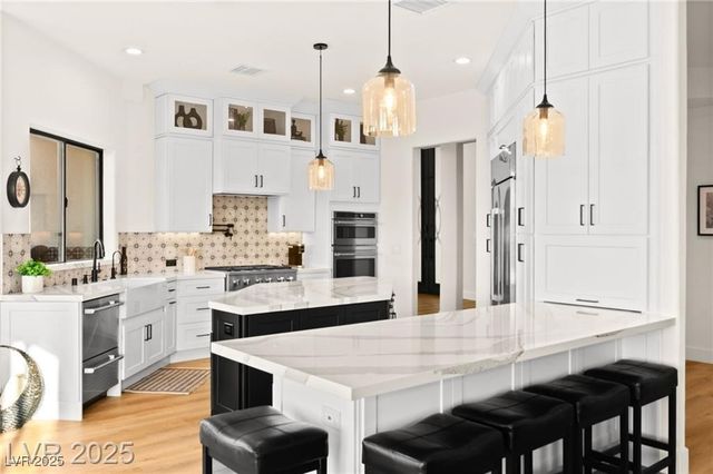 4 Via Vittorio Place, Henderson, NV 89011