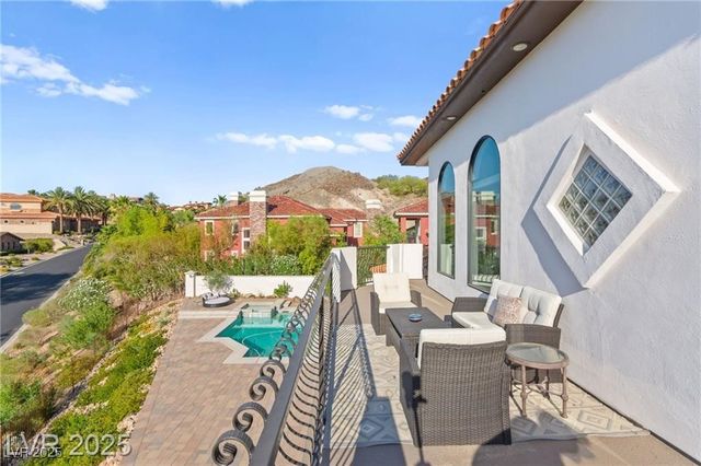 4 Via Vittorio Place, Henderson, NV 89011