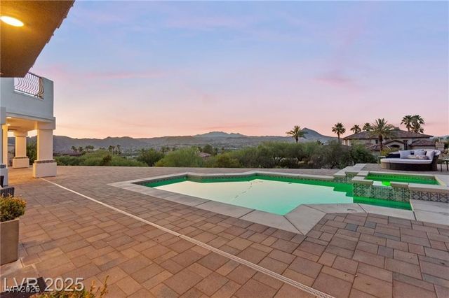 4 Via Vittorio Place, Henderson, NV 89011