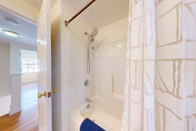 995 Trapelo Road 3, Waltham, MA 02452