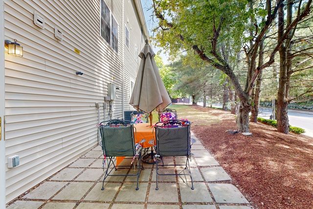995 Trapelo Road 3, Waltham, MA 02452