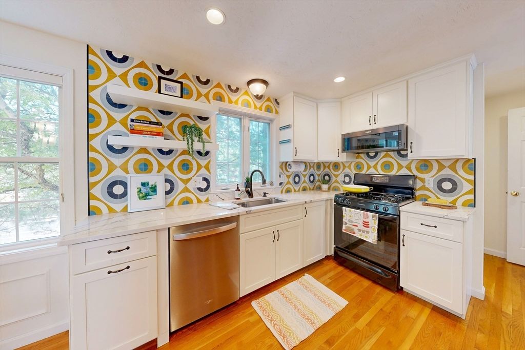 995 Trapelo Road 3, Waltham, MA 02452